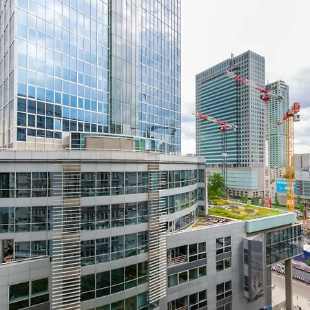 By Renters 아파트