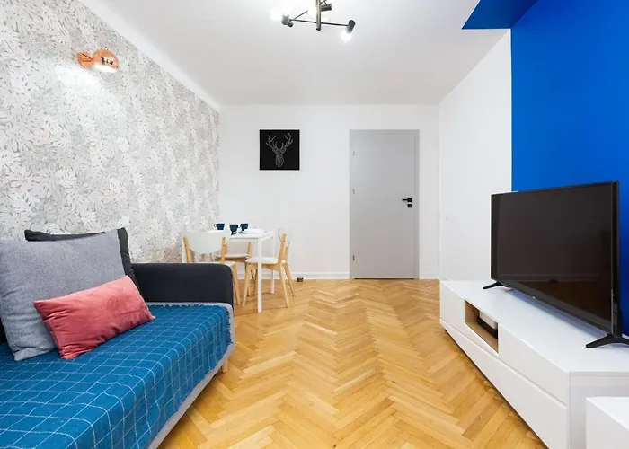 By Renters * Warsaw